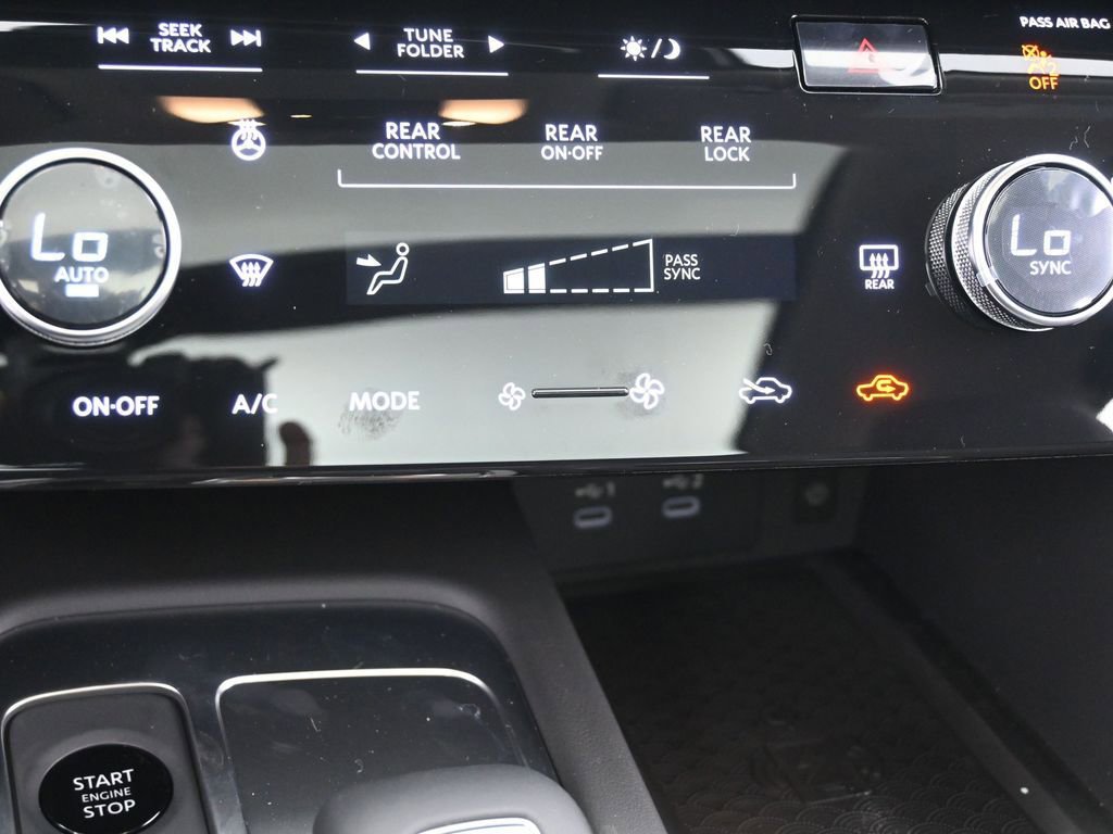 New 2026 INFINITI QX60 Luxe w/ Cargo Package image 12