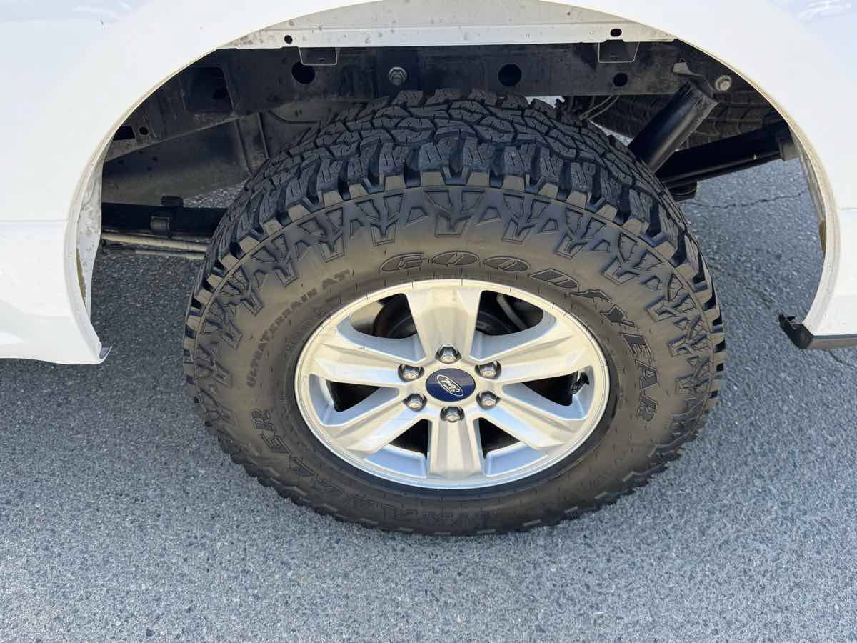 Used 2015 Ford F150 XLT RWD image 34
