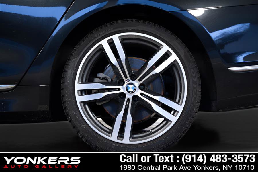 Used 2019 BMW 750i xDrive w/ Executive Package image 54