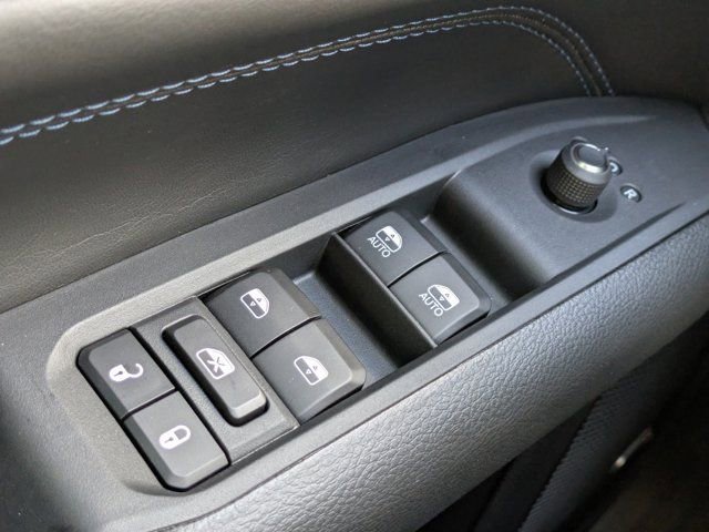 New 2026 Jeep Compass Latitude w/ Sun and Sound Group image 21