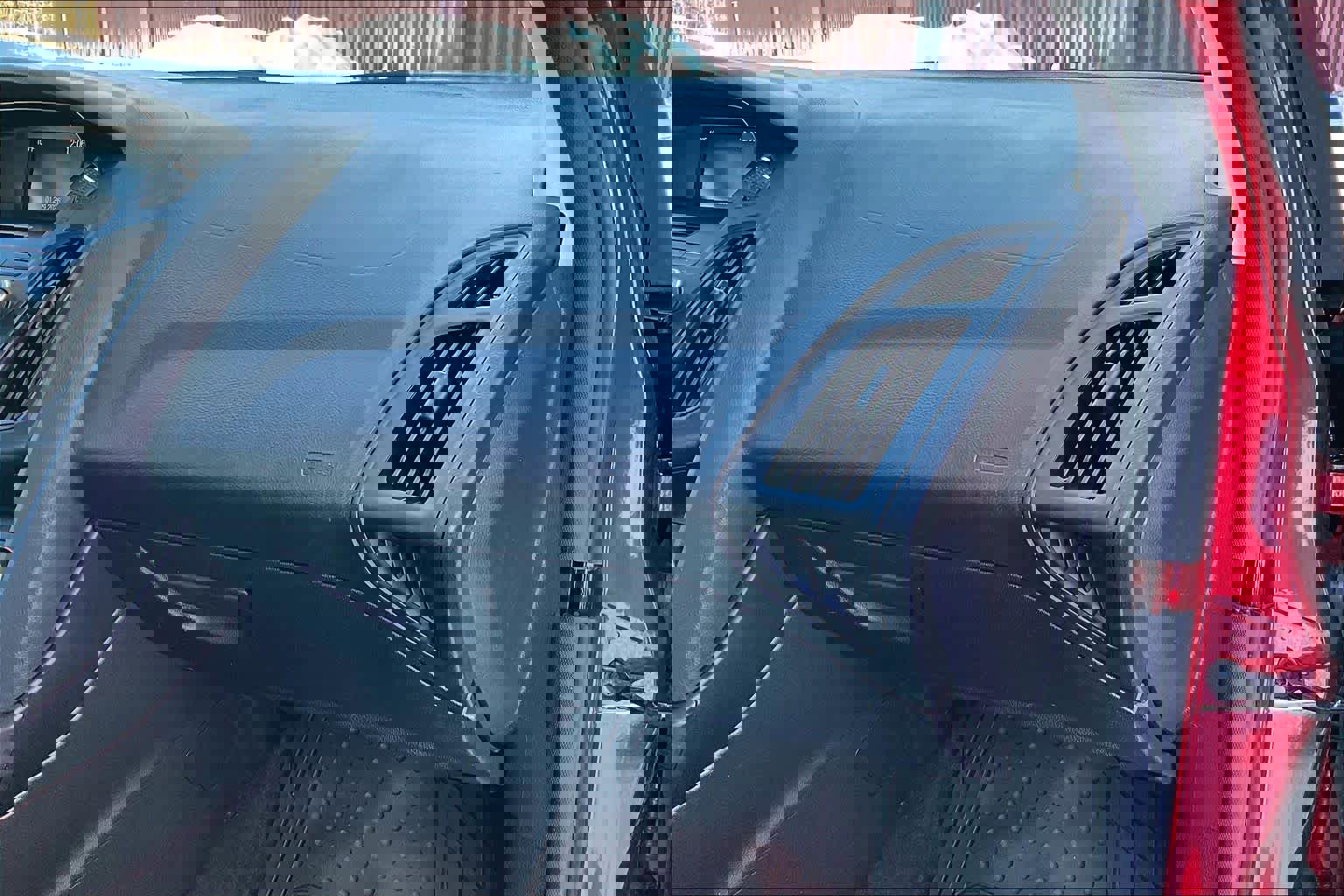 Used 2015 Ford Focus SE image 19