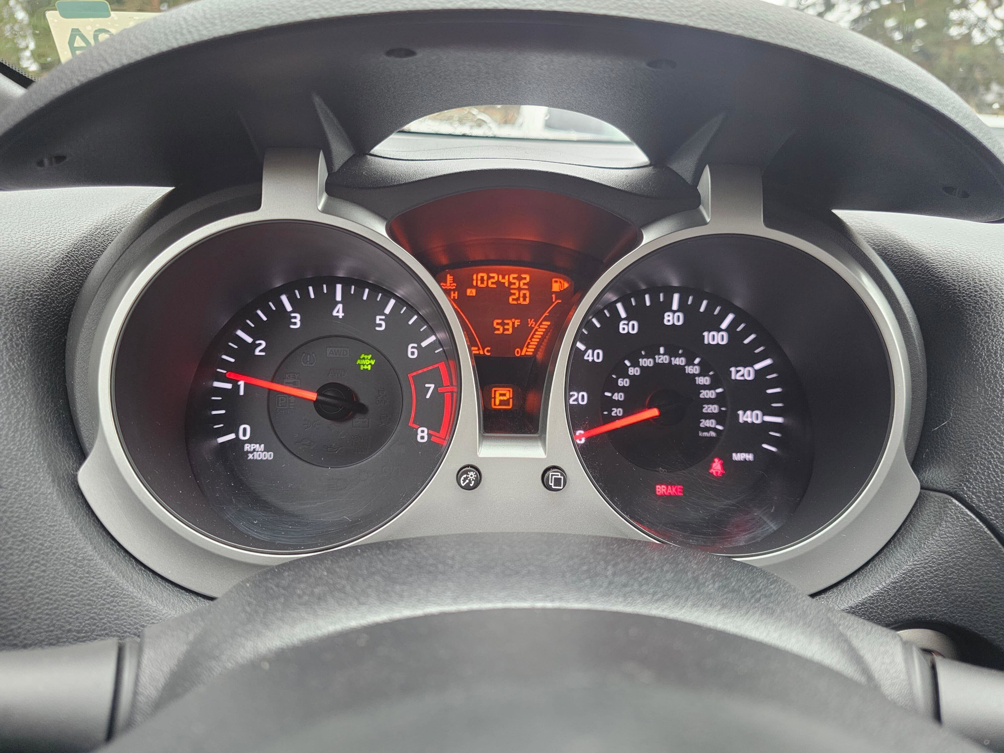 Used 2012 Nissan Juke SL AWD/4WD image 25