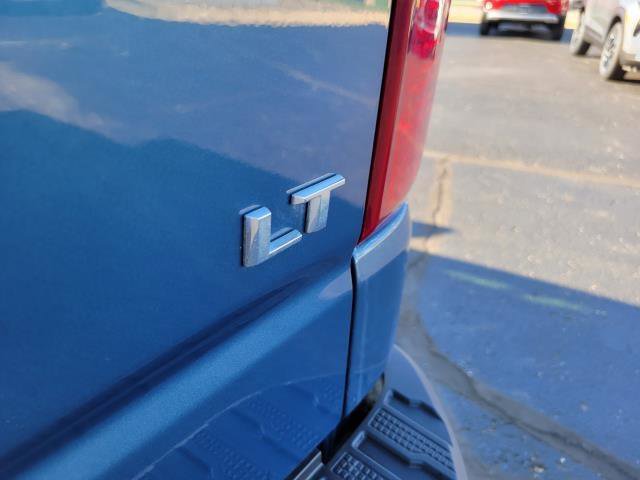 Used 2024 Chevrolet Silverado 1500 LT AWD/4WD image 25