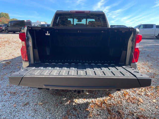 Used 2025 Chevrolet Silverado 1500 LT Trail Boss w/ Convenience Package II AWD/4WD image 14