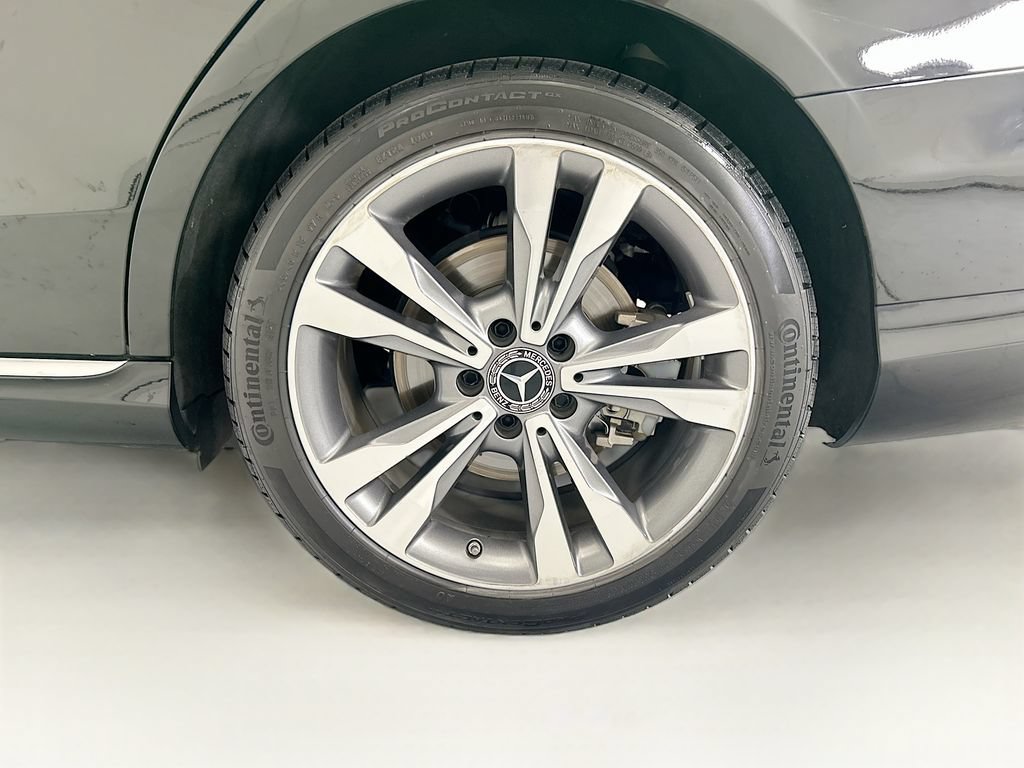 Used 2021 Mercedes-Benz C 300 Sedan image 29