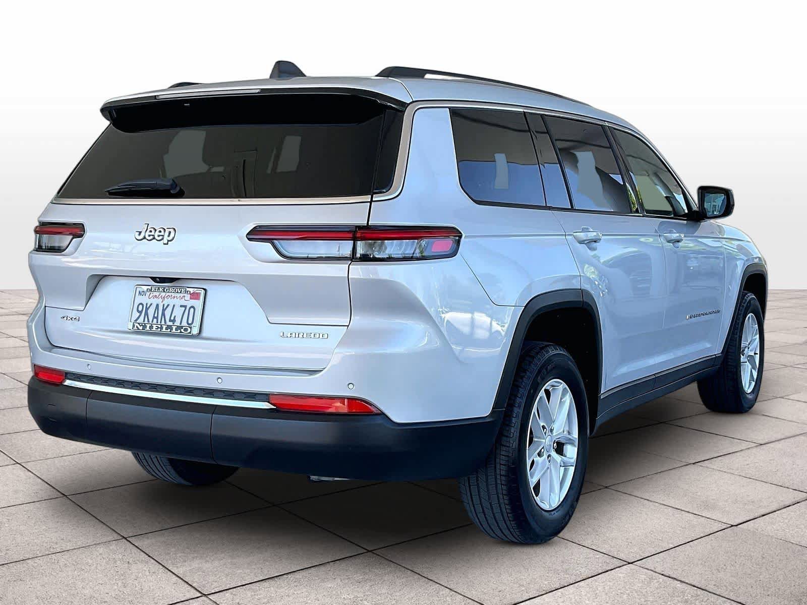 Used 2023 Jeep Grand Cherokee L Laredo AWD/4WD image 16