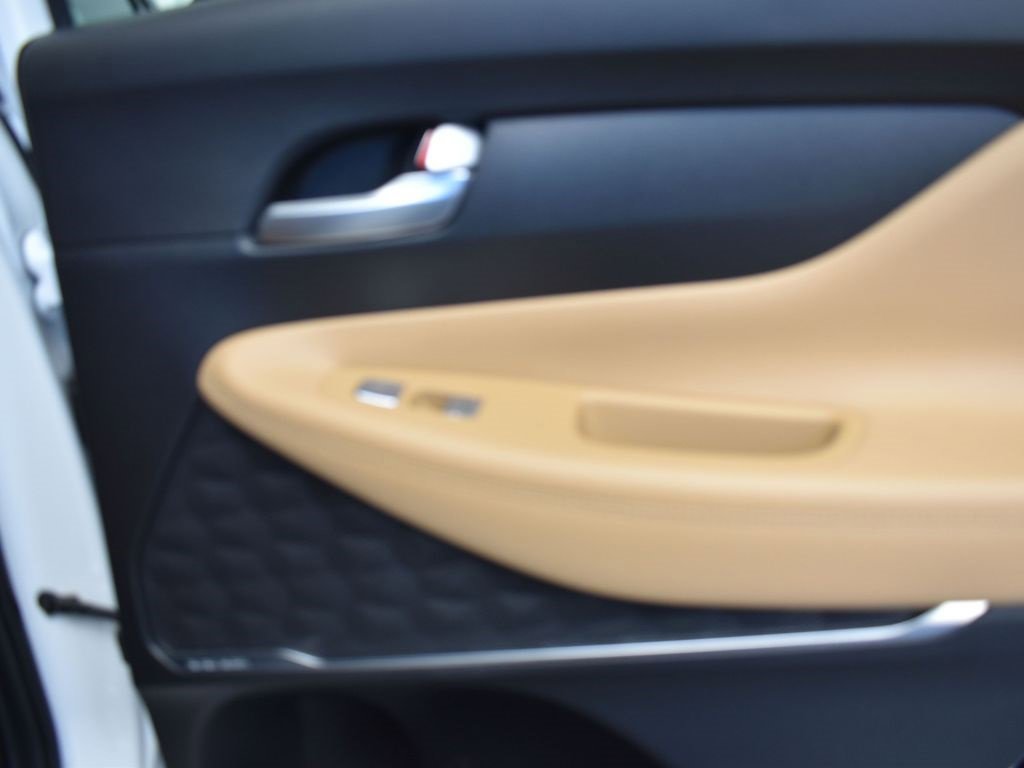 Used 2023 Hyundai Santa Fe Calligraphy image 18