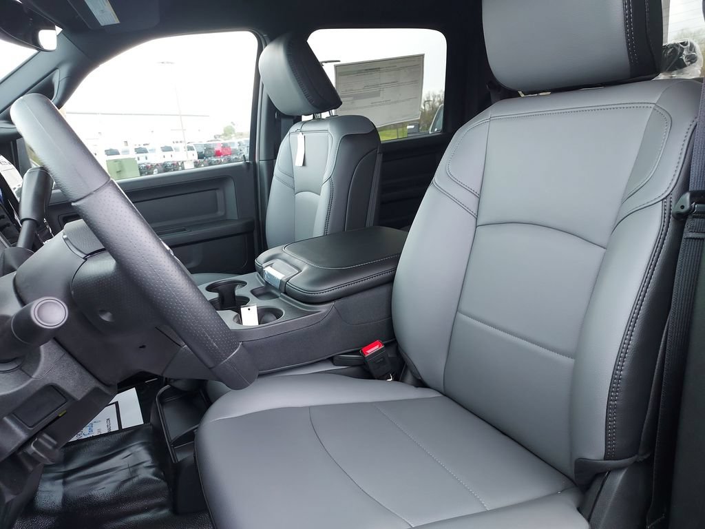 New 2026 RAM 2500 Tradesman AWD/4WD image 17