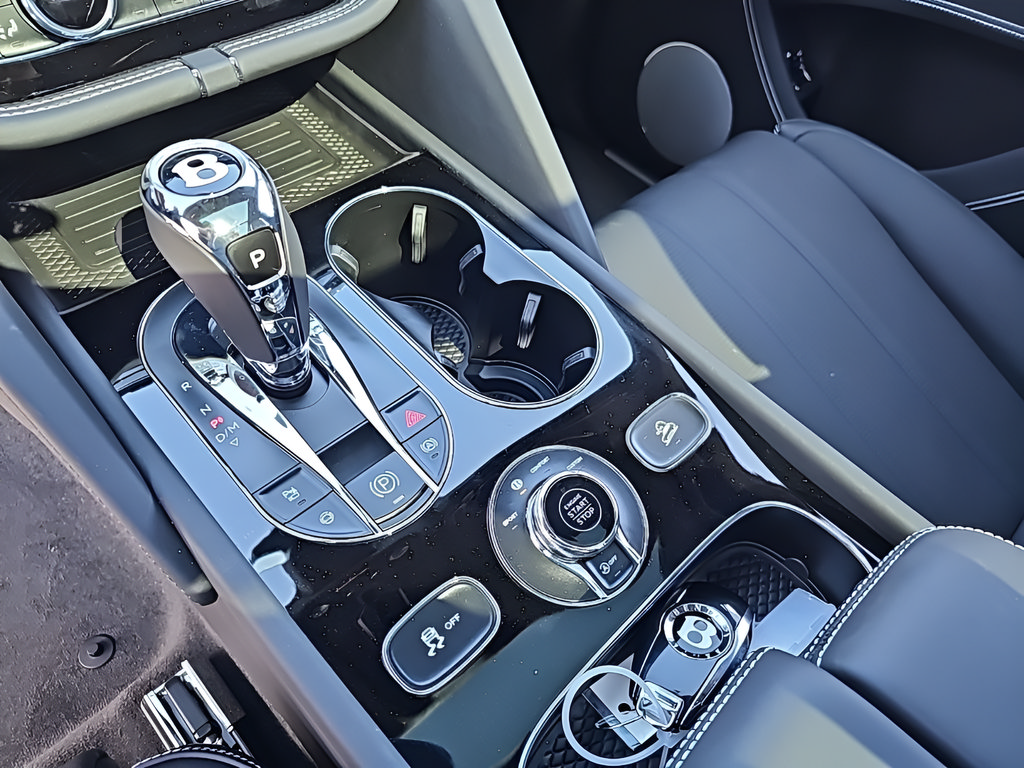 New 2024 Bentley Bentayga AWD/4WD image 25