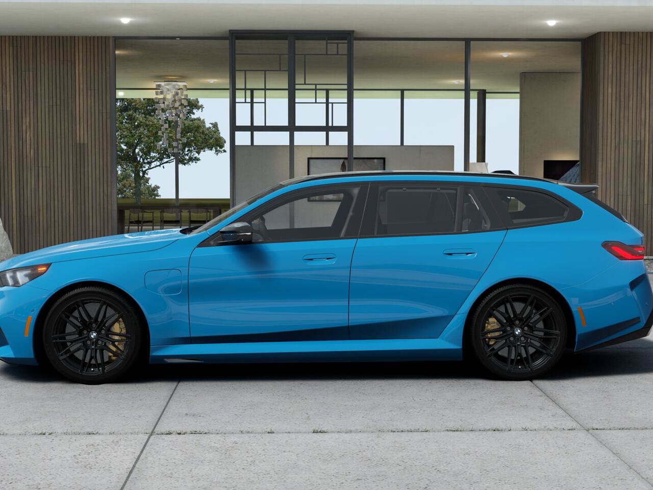 New 2027 BMW M5 Touring AWD/4WD image 4