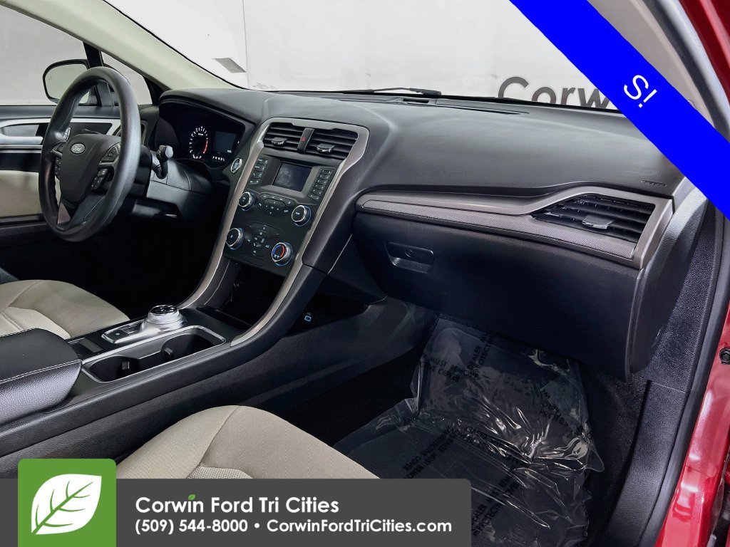 Used 2020 Ford Fusion S FWD image 26