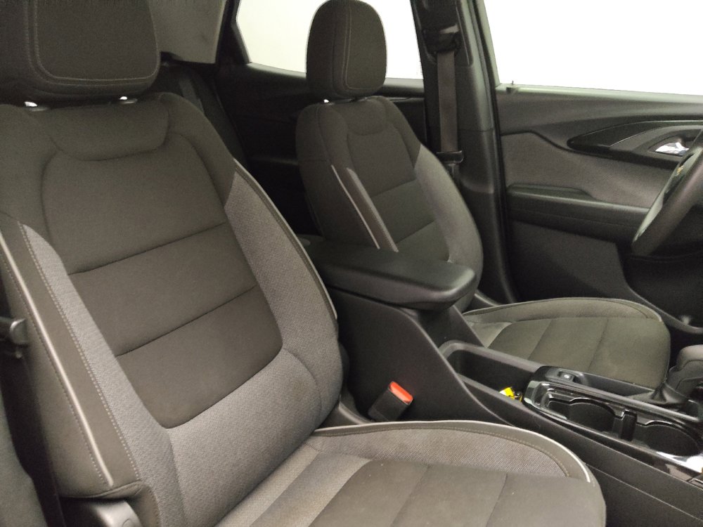 Used 2021 Chevrolet TrailBlazer LT w/ Convenience Package image 21