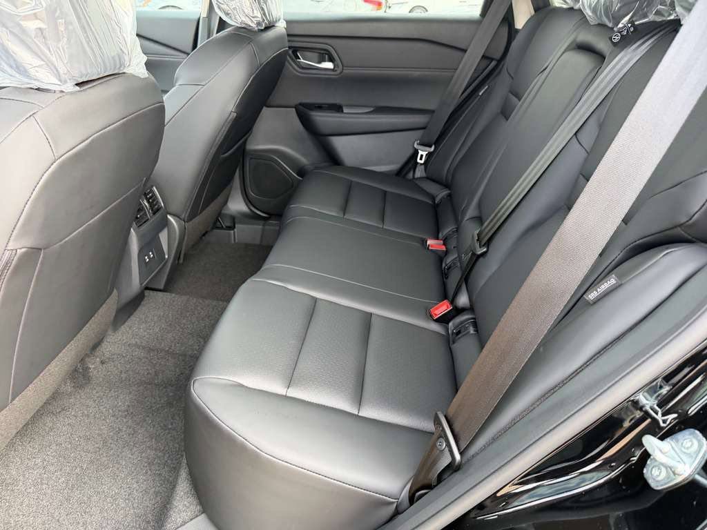 New 2026 Nissan Rogue Dark Armor FWD image 23