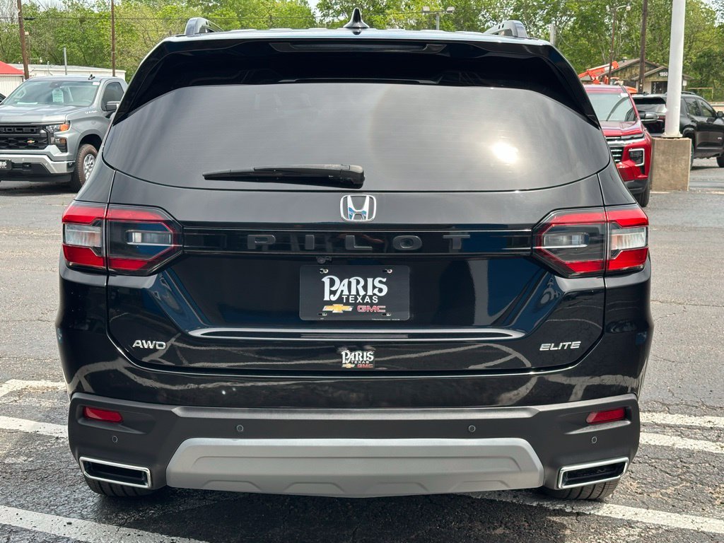 Used 2023 Honda Pilot Elite image 6