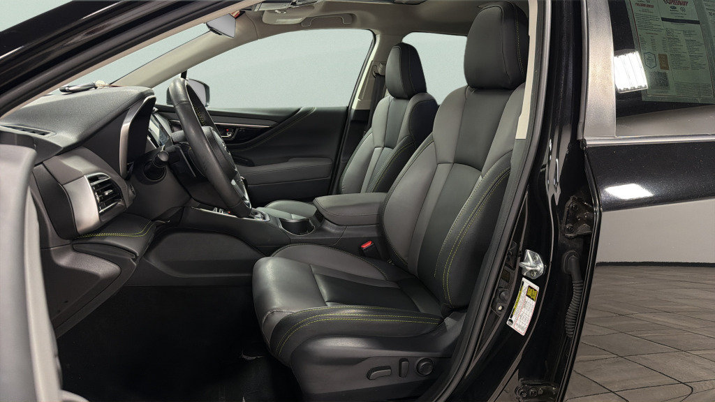 Used 2024 Subaru Outback Onyx Edition AWD/4WD image 17