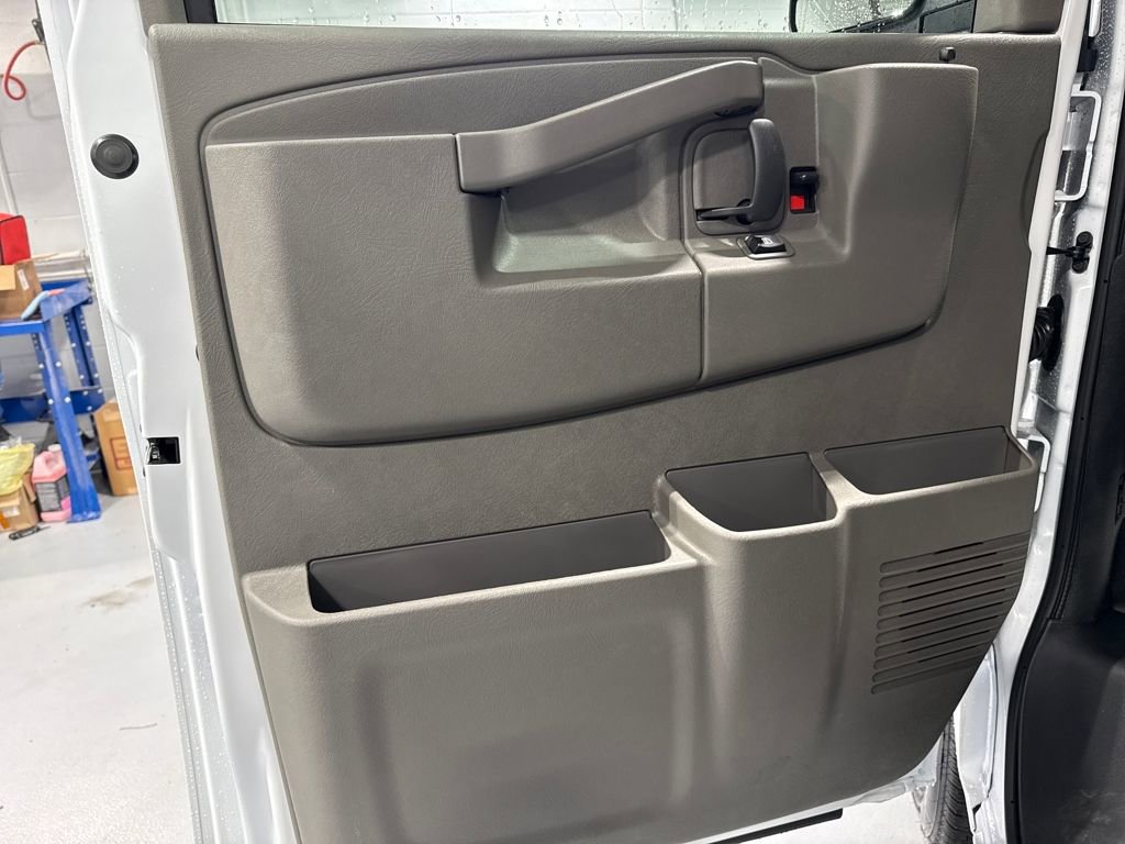 New 2025 Chevrolet Express 2500 w/ Driver Convenience Package RWD image 22