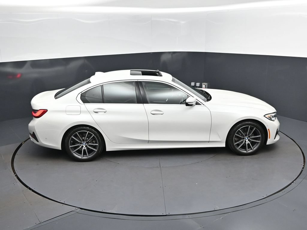 Used 2020 BMW 330i Sedan w/ Executive Package RWD image 35