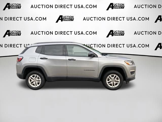 Used 2017 Jeep Compass Sport w/ Tech Group AWD/4WD image 6