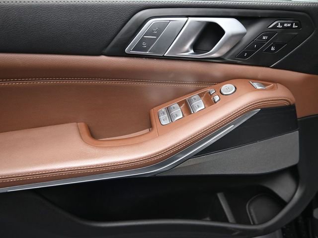 Used 2019 BMW X7 xDrive40i w/ Premium Package image 17