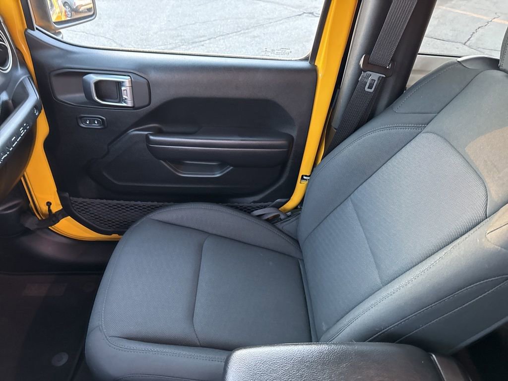 Used 2020 Jeep Wrangler Sport AWD/4WD image 20