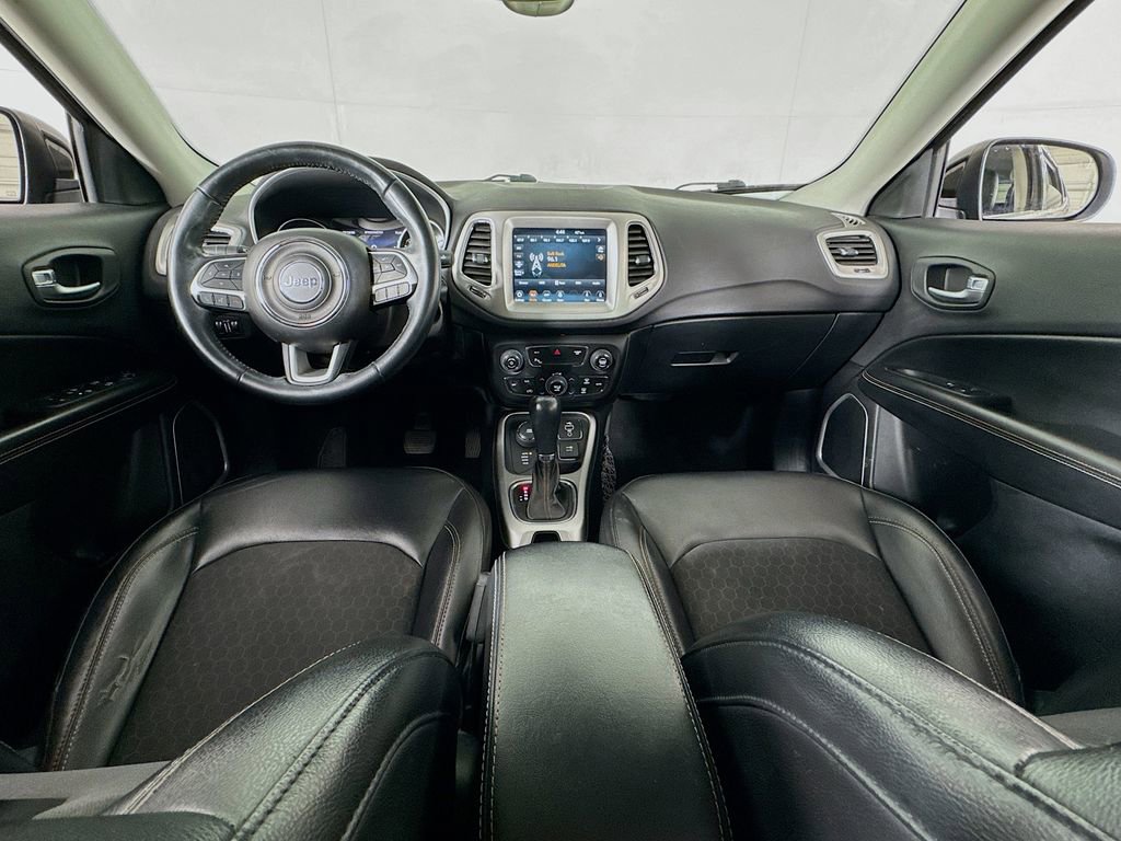 Used 2018 Jeep Compass Latitude w/ Popular Equipment Group AWD/4WD image 23