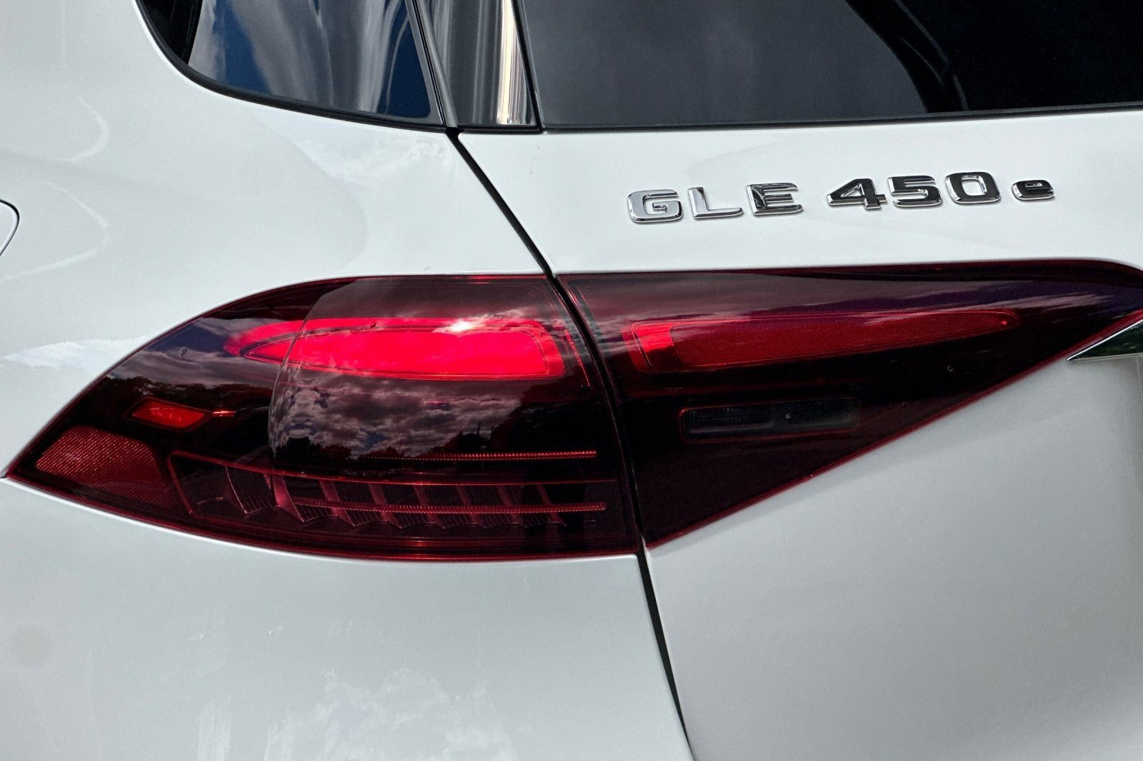 New 2026 Mercedes-Benz GLE 450e 4MATIC image 11