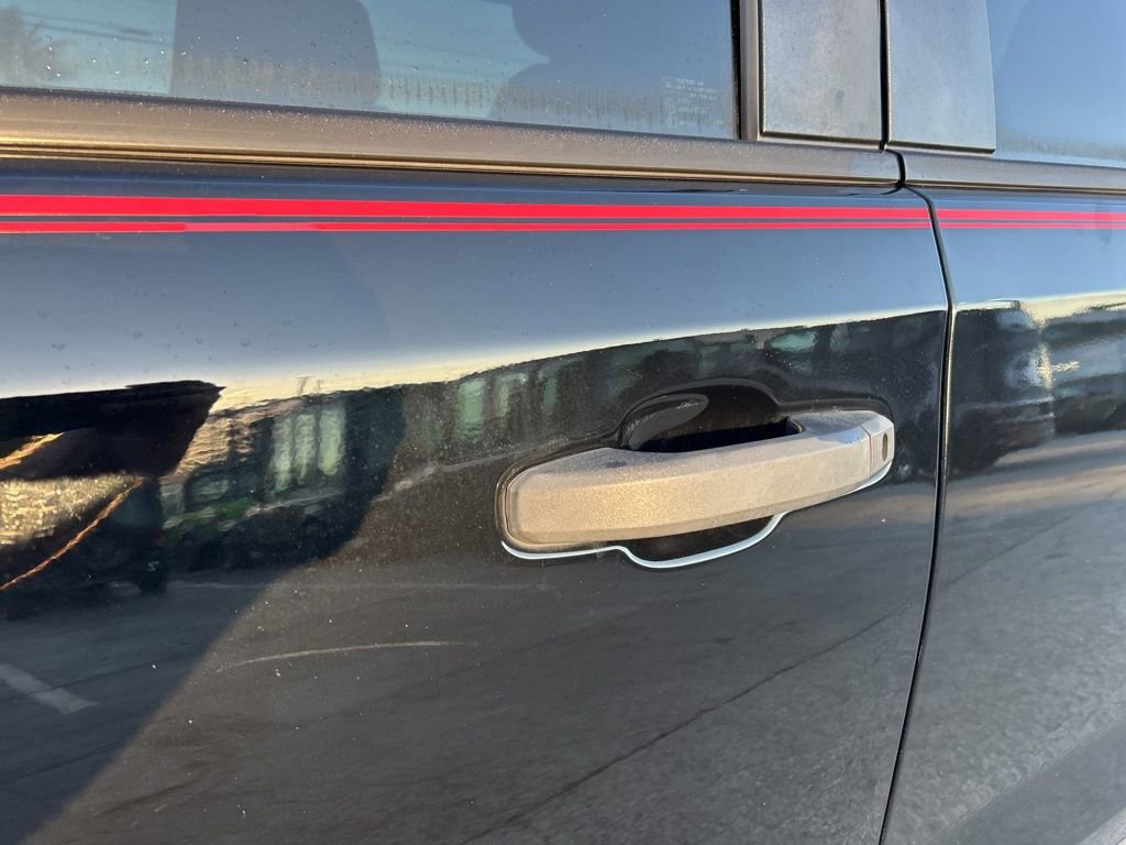 Used 2021 Chevrolet Silverado 1500 Custom RWD image 19