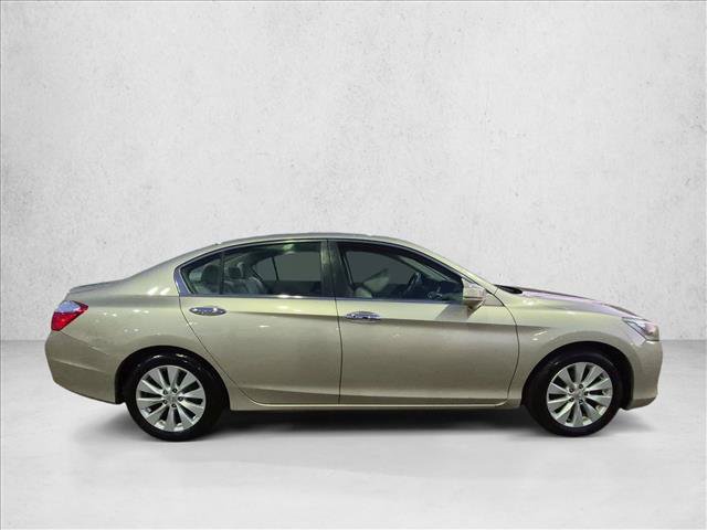Used 2015 Honda Accord EX image 4