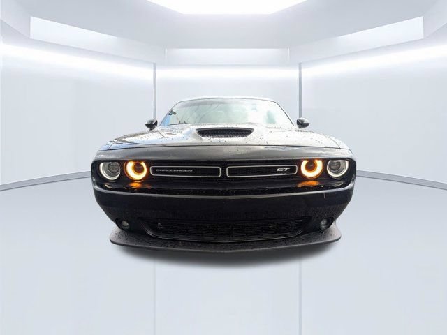 Used 2022 Dodge Challenger GT RWD image 9