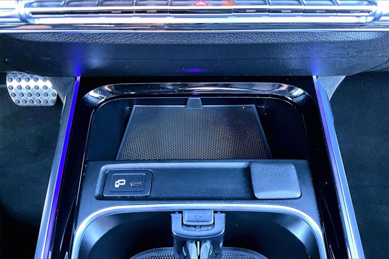 Used 2022 Mercedes-Benz GLB 35 AMG 4MATIC image 16