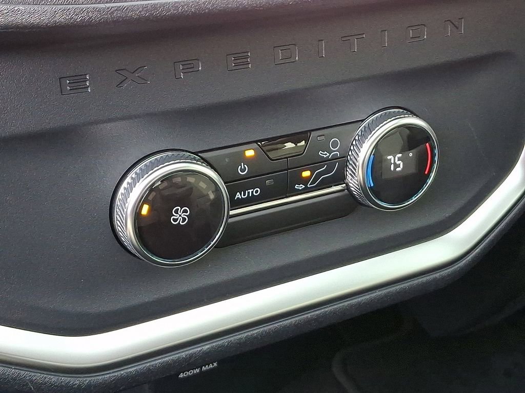 Certified 2025 Ford Expedition Active image 11