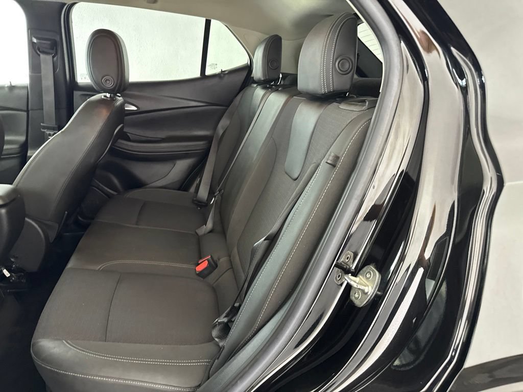 Used 2023 Buick Encore GX Preferred w/ Cold Weather Comfort Package FWD image 27