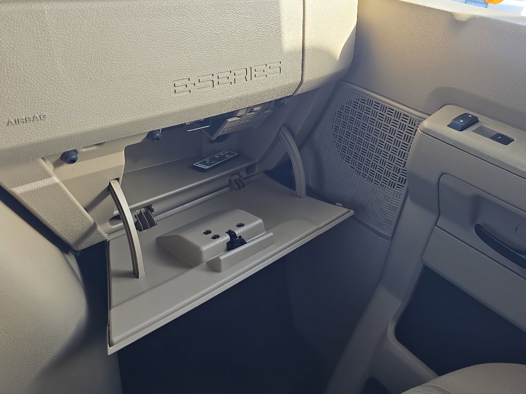 Used 2011 Ford E-350 and Econoline 350 Super Duty w/ Payload Pkg image 20