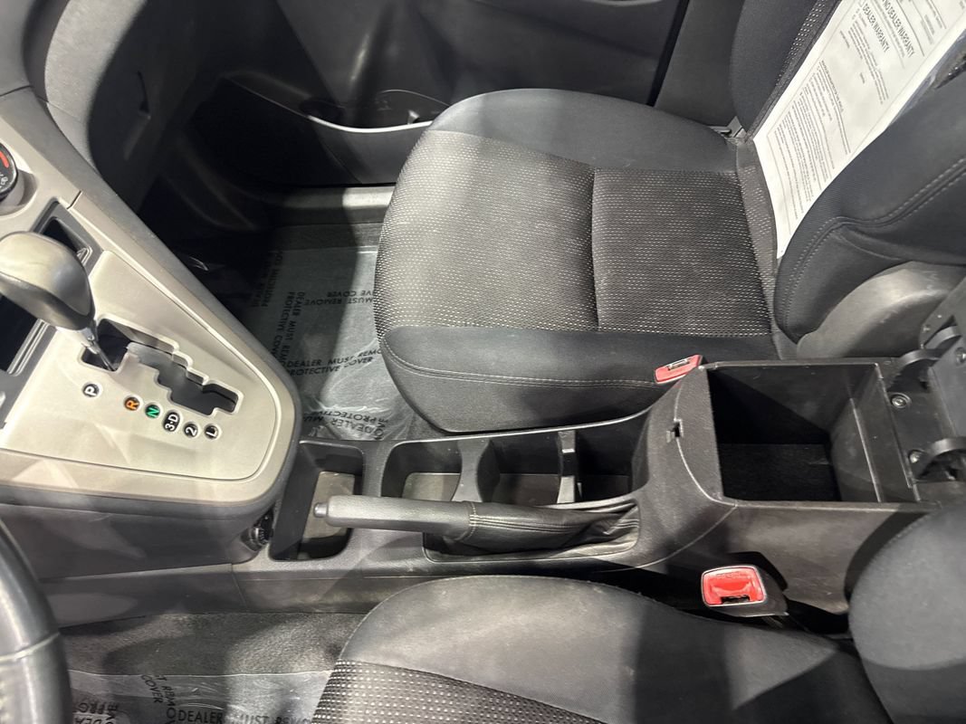 Used 2010 Pontiac Vibe AWD w/ Sun And Sound Package image 84