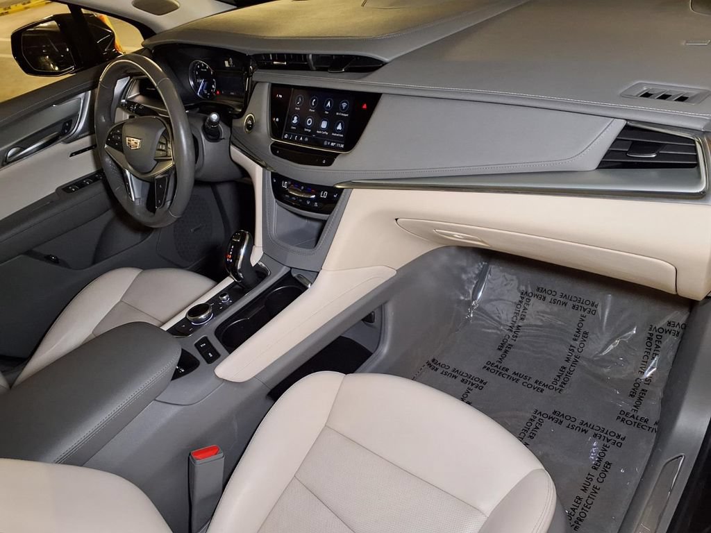 Certified 2023 Cadillac XT5 Premium Luxury FWD image 25