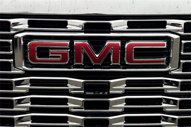 Used 2025 GMC Sierra 2500 Denali image 47