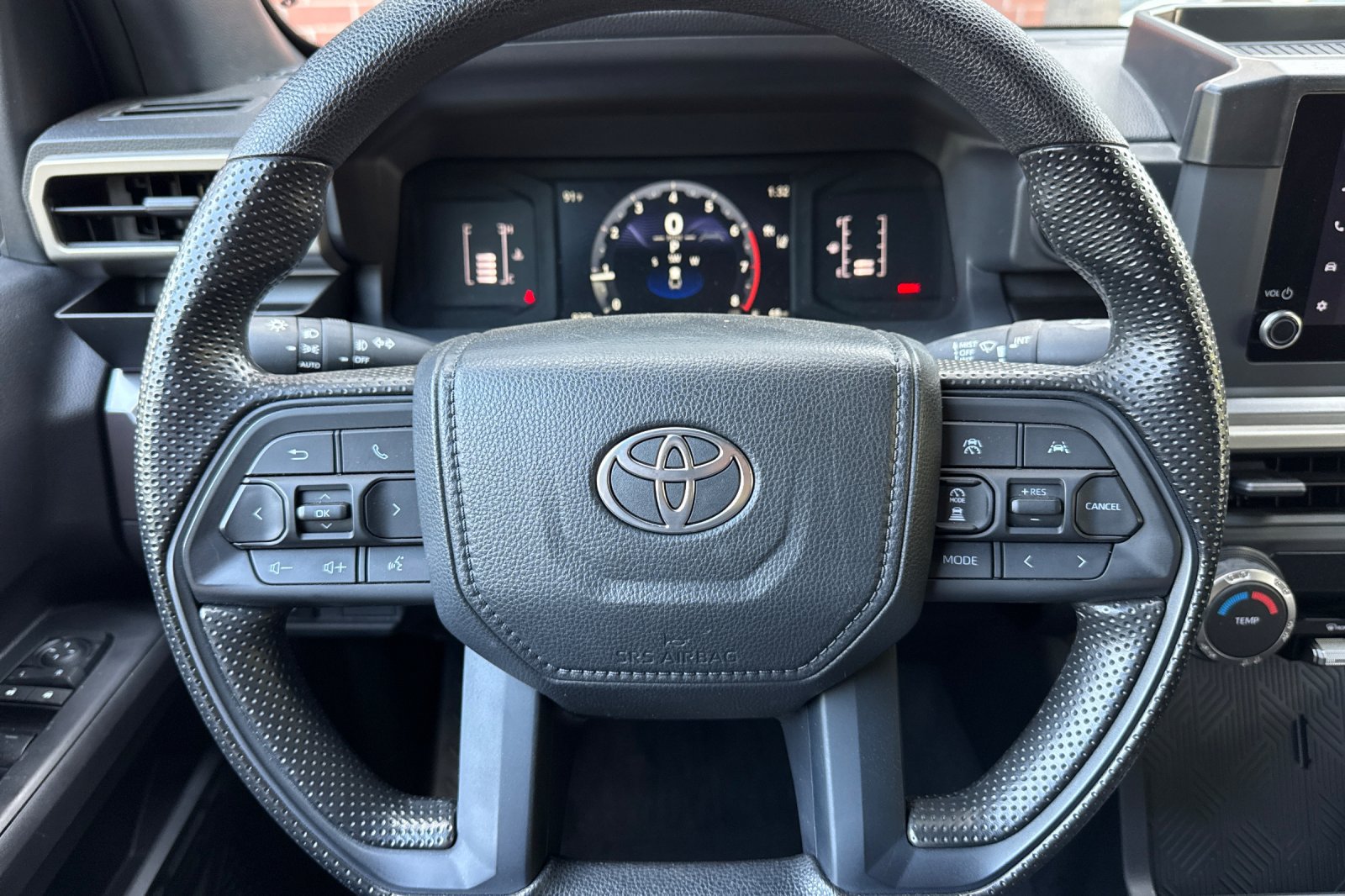 Used 2026 Toyota Tacoma SR5 AWD/4WD image 27