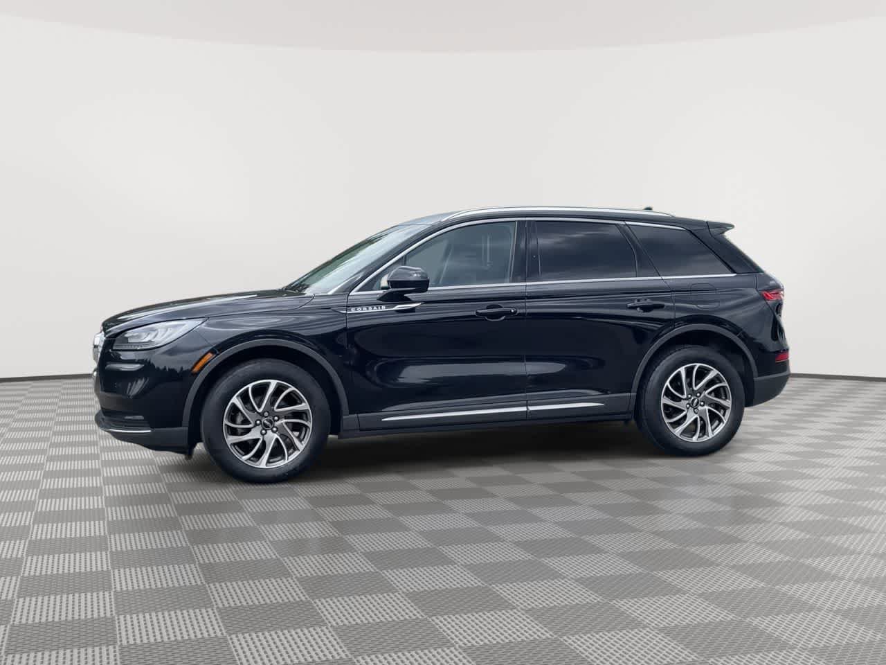 Used 2020 Lincoln Corsair AWD w/ Equipment Group 101A image 4