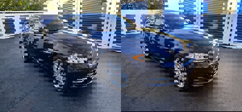 Used 2015 Jaguar XJ L Portfolio image 2