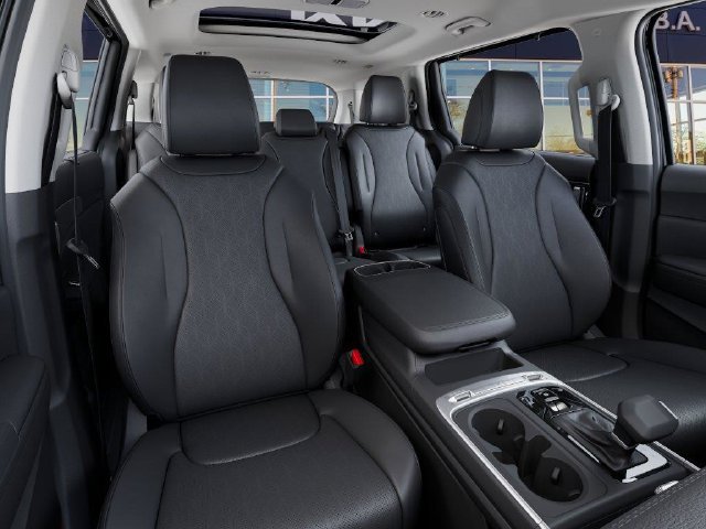 New 2027 Kia Carnival SX FWD image 15