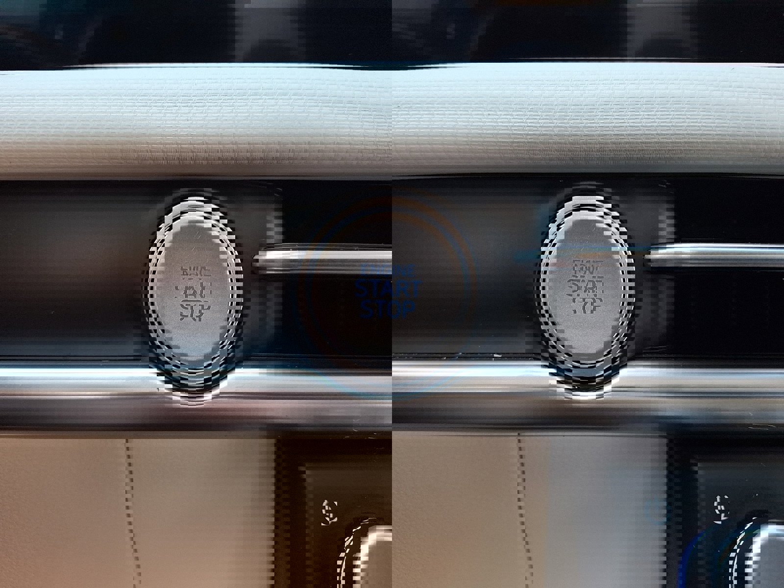 Certified 2025 Hyundai Tucson SE image 23