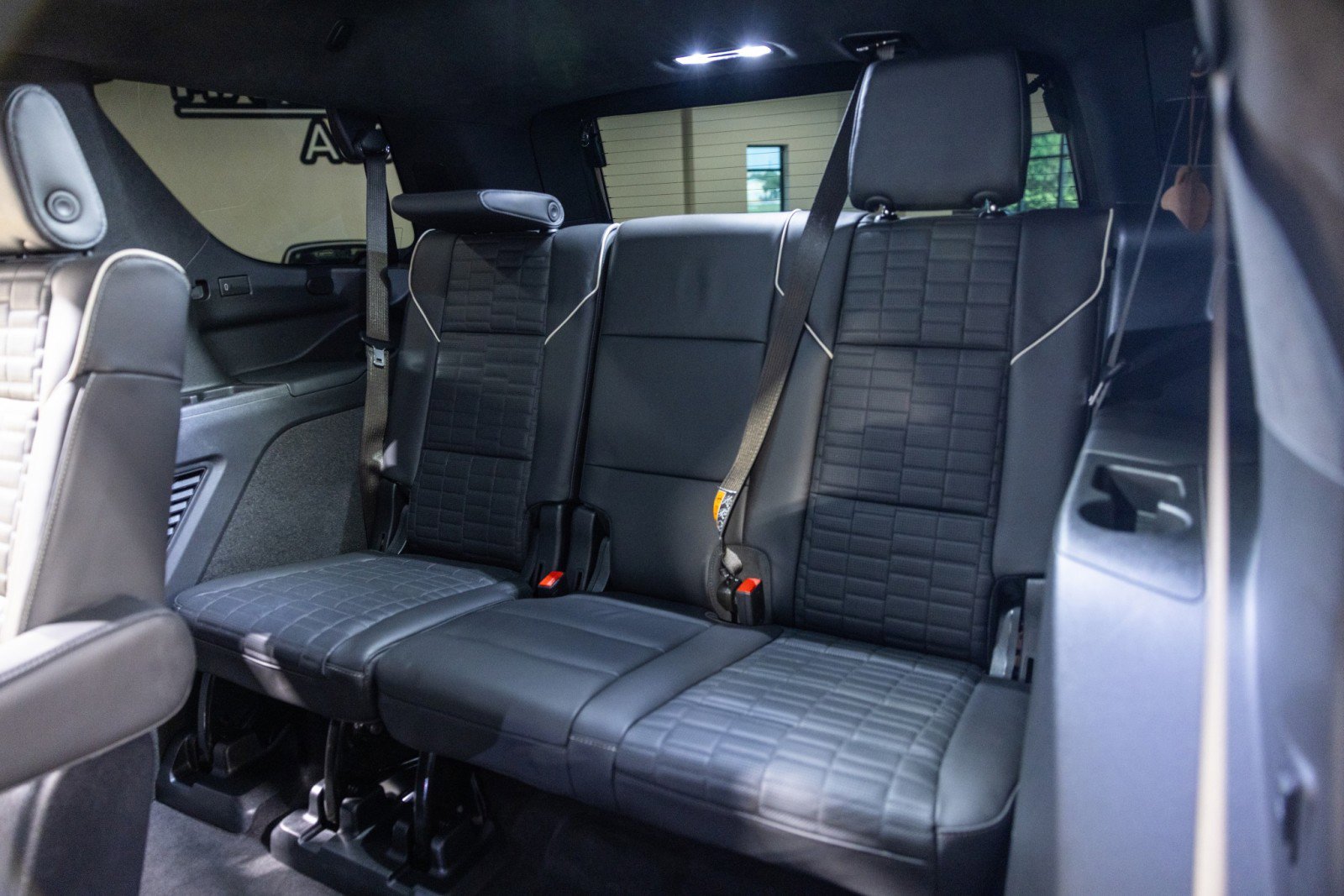 Used 2026 Cadillac Escalade V w/ LPO, ONYX Package AWD/4WD image 35