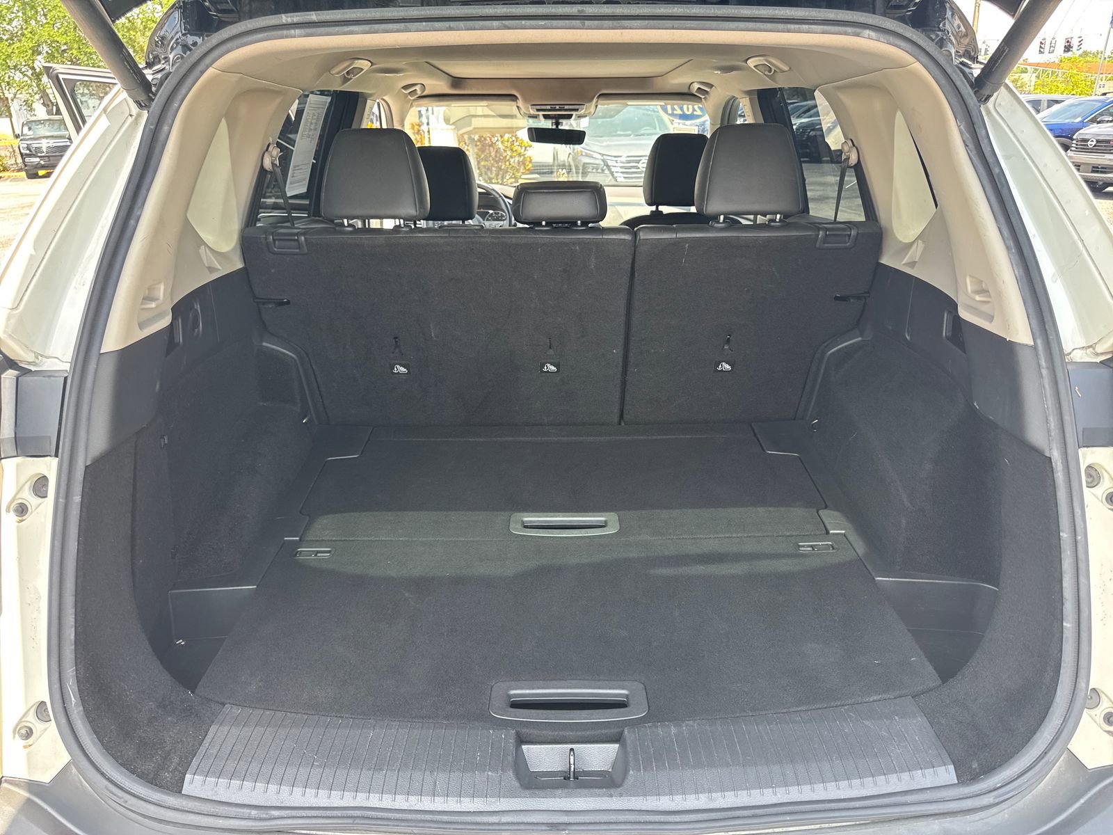 Certified 2021 Nissan Rogue SL w/ Premium Package AWD/4WD image 31
