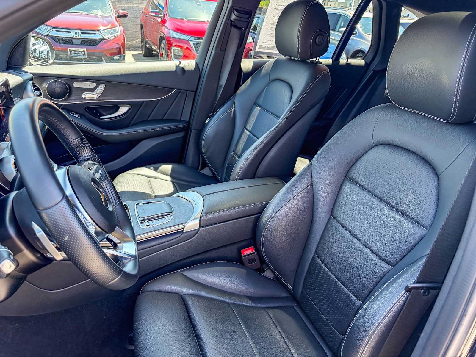 Used 2022 Mercedes-Benz GLC 300 4MATIC image 17