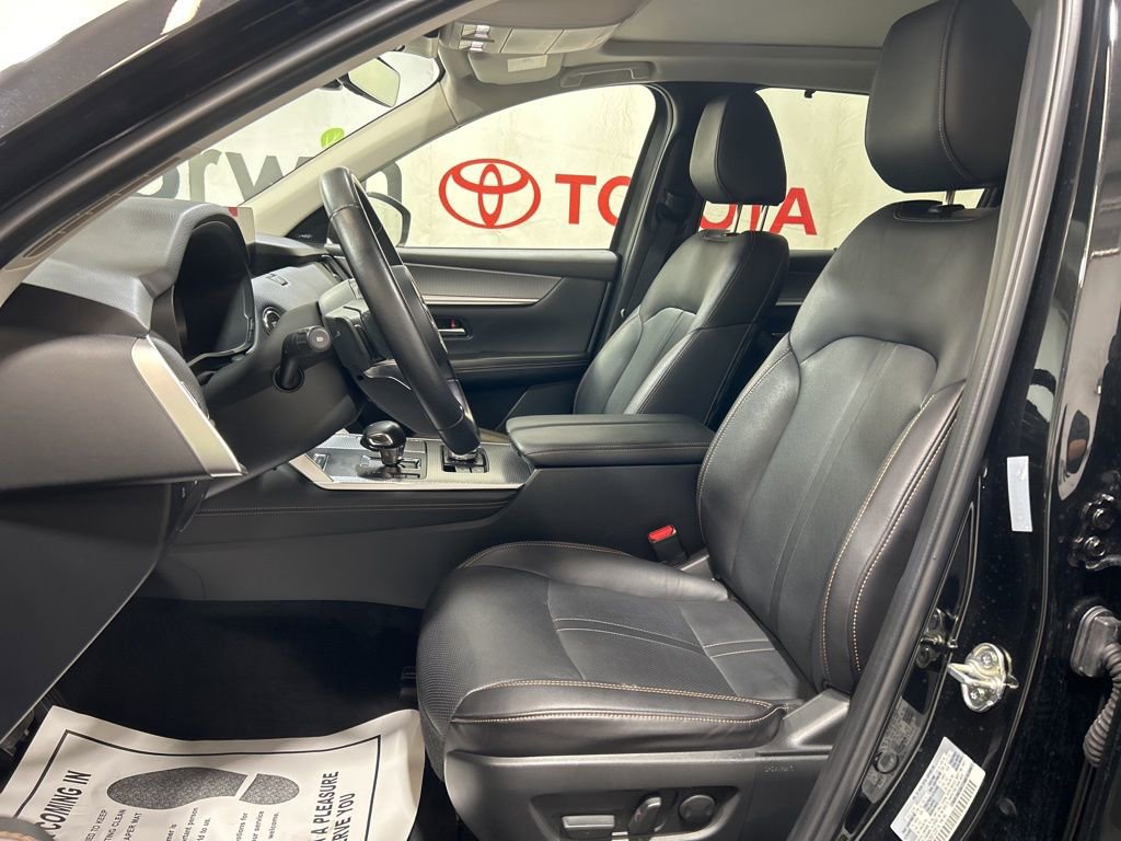 Used 2025 MAZDA CX-90 3.3 Turbo w/ Premium Sport Pkg image 27