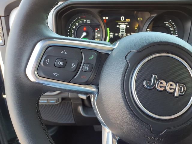 Used 2025 Jeep Wrangler Sahara 4xe image 25