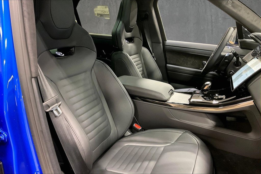 New 2027 Land Rover Range Rover Sport SV Carbon AWD/4WD image 12