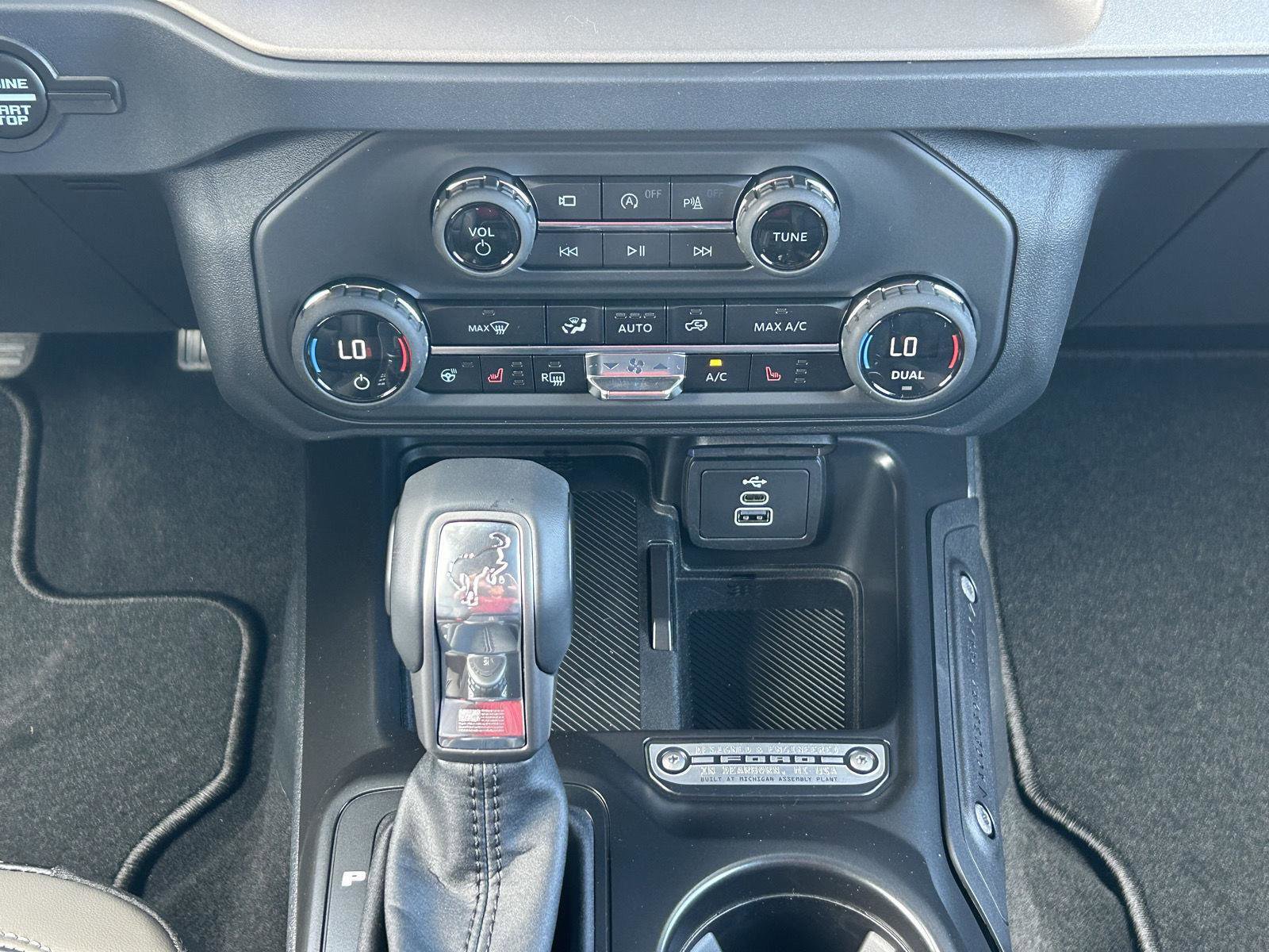 New 2026 Ford Bronco Outer Banks AWD/4WD image 23