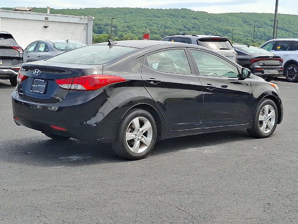 Used 2011 Hyundai Elantra GLS w/ Preferred Equipment Pkg 3 FWD image 6
