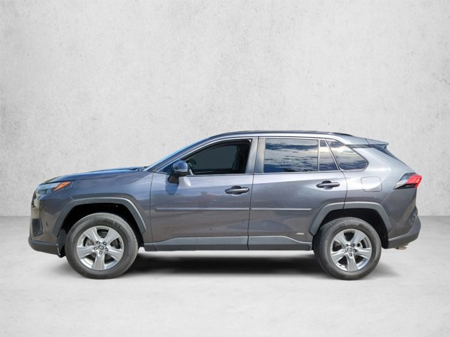 Used 2022 Toyota RAV4 XLE w/ Convenience Package AWD/4WD image 9